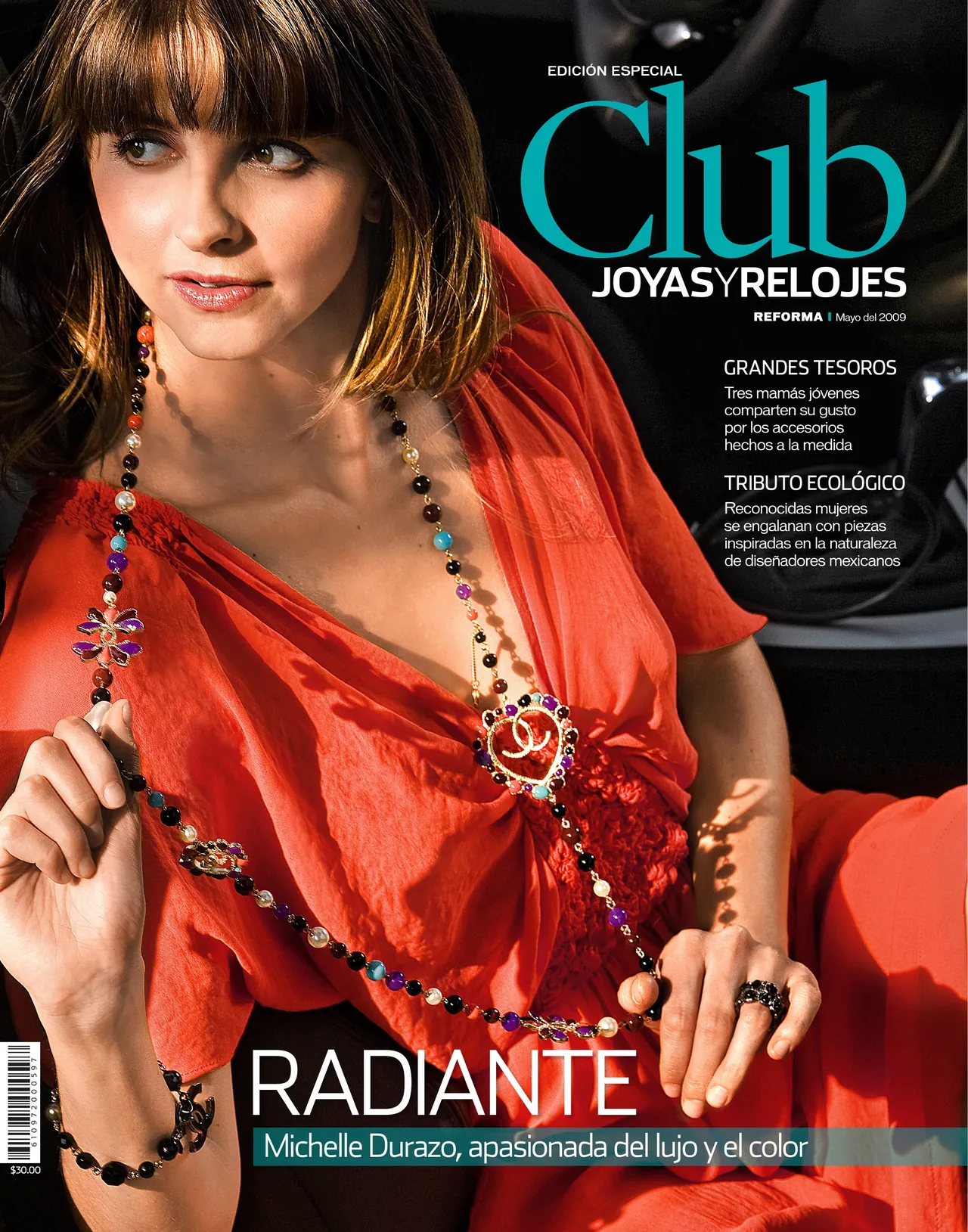Club Joyas y Relojes cover ‘Radiante’: a woman in an orange dress and a long beaded necklace