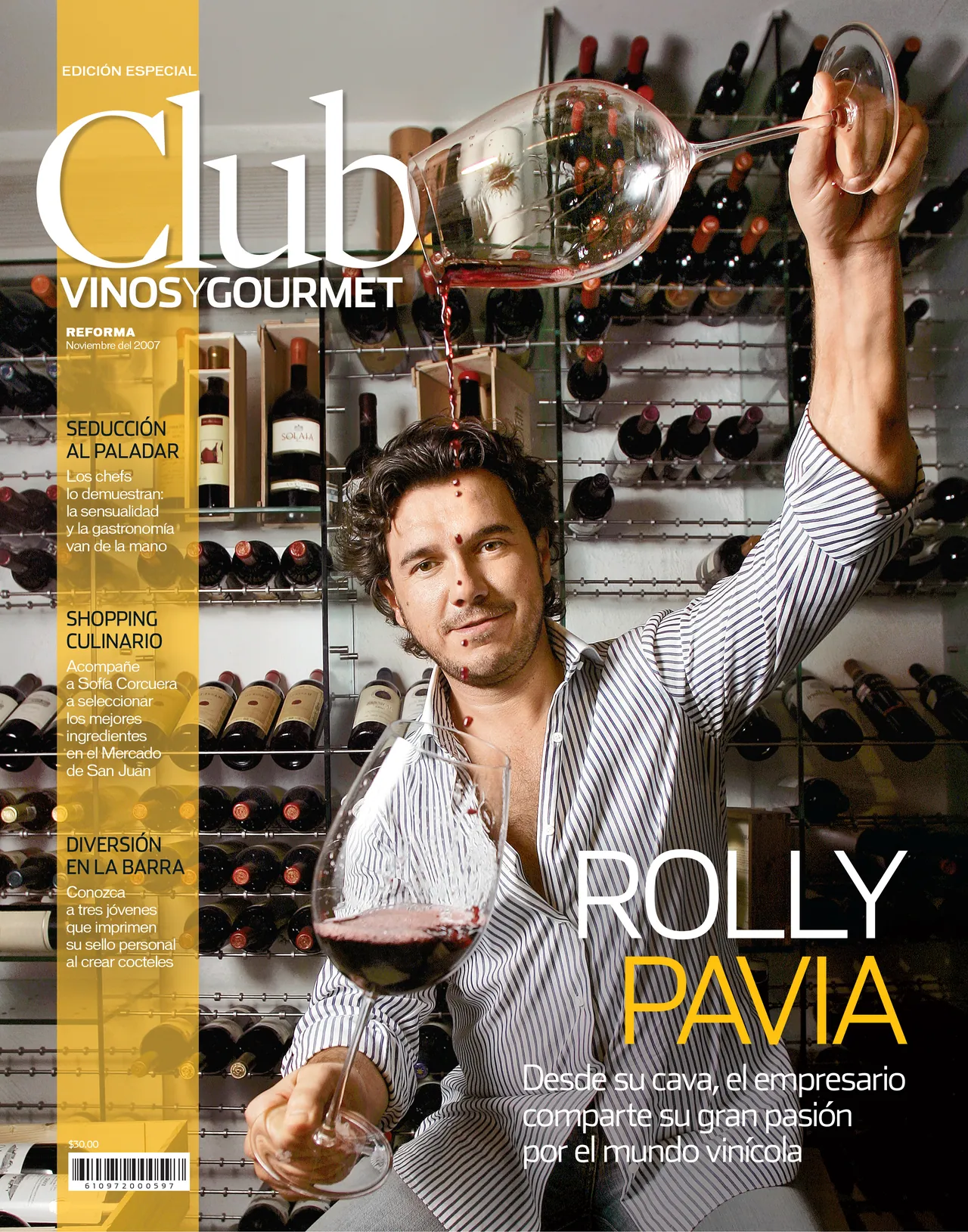 Club Vinos y Gourmet cover with a wine collector holding a decanter in his cellar
